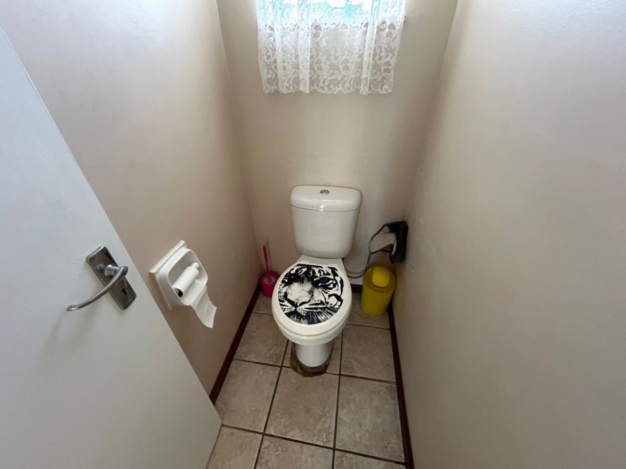 4 Bedroom Property for Sale in Greenfields Eastern Cape